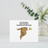 Freedom and Cupcakes American Bald Eagle Cartoon Postkarte (Stehend Vorderseite)
