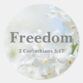 Freedom Bible Verse mit eleganten weißen Blume Runder Aufkleber (Vorderseite)
