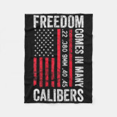Freedom Comes In Many Calibers - Funny Pro Gun (on Fleecedecke (Vorderseite)