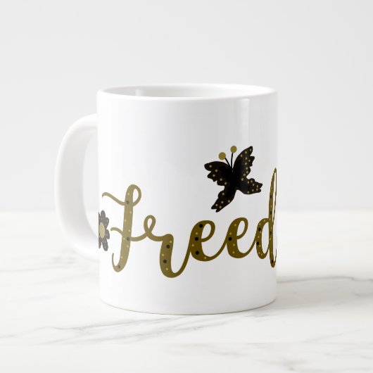 Freedom Golden Boho Spring Butterfly Calligraphy Jumbo-Tasse (Vorderseite Links)