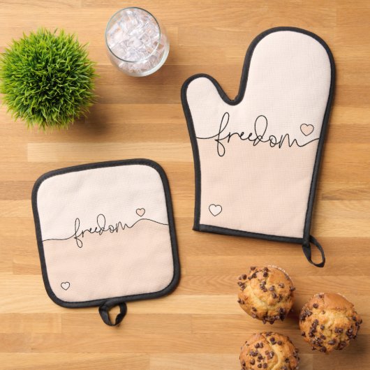 Freedom Minimalist Typography Design Ofenhandschuh & Topflappen-Set (Oben Unten)