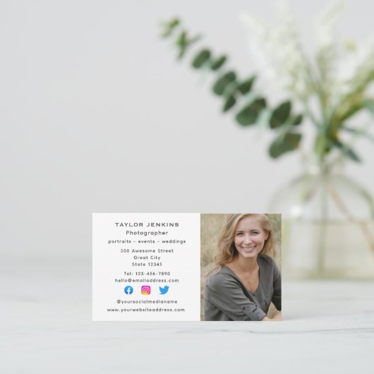 Freelance Fotograf Social Media Headshot Foto Visitenkarte (Stehend Vorderseite)