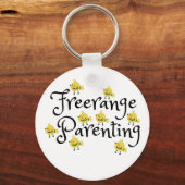 Freerange Eltern mit gelben Küken überall Schlüsselanhänger (Vorderseite)