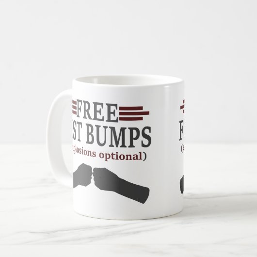 Freie Faust-Stöße Kaffeetasse (Vorderseite Links)