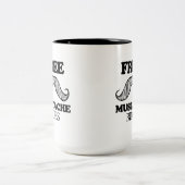 FREIER SCHNURRBART REITET T - Shirt Zweifarbige Tasse (Mittel)