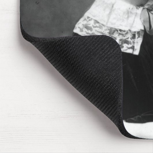 Freifrau Millicent Fawcett, c.1880 Mousepad (Ecke)
