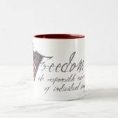 Freiheit definierte Flaggen-Tasse Zweifarbige Tasse (Mittel)