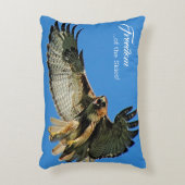 Freiheit des Roten Schwanzes Dekokissen (Vorderseite(Vertikal))