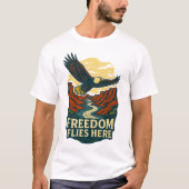 Freiheit fliegt hier Retro-Adlerwerk T-Shirt (Vorderseite)