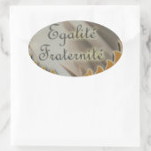 Freiheit, Gleichheit, Brüderlichkeit: Zukunft Blüh Ovaler Aufkleber (Tasche)