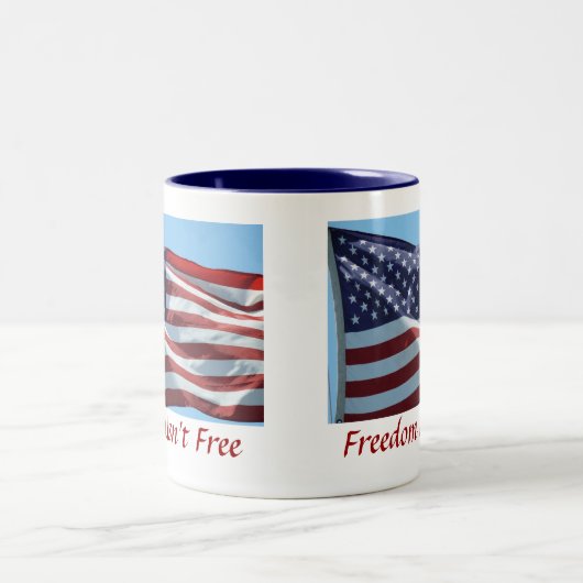 Freiheit ist nicht frei zweifarbige tasse (Mittel)