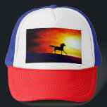Freiheit Laufende Pferdevorlage Weiß Rot Blau Truckerkappe<br><div class="desc">Freedom Running Ross White Blue Elegant Moderne Template Trucker Hut.</div>