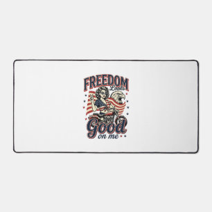 Freiheit sieht gut aus Patriotischer Vintage Adler Schreibtischunterlage