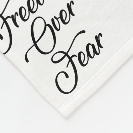 Freiheit über Angst Fleecedecke (Ecke)