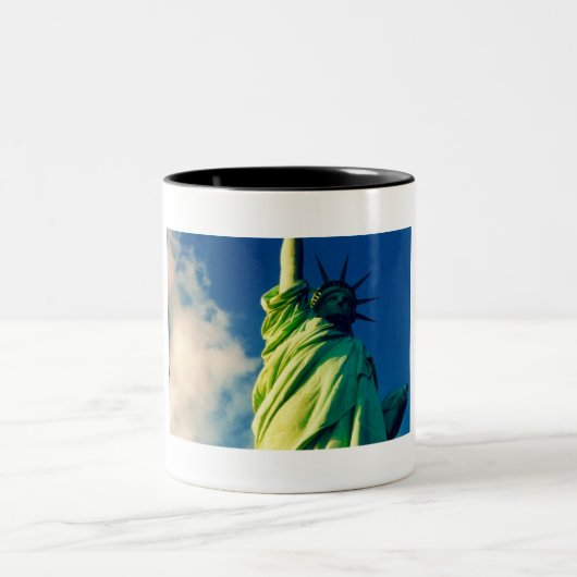 Freiheit Zweifarbige Tasse (Mittel)