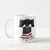 Freiheitsglocke mit amerikanischer Flagge Kaffeetasse (Links)