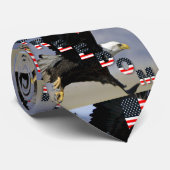 Freiheitsrabine Krawatte (Gerollt)