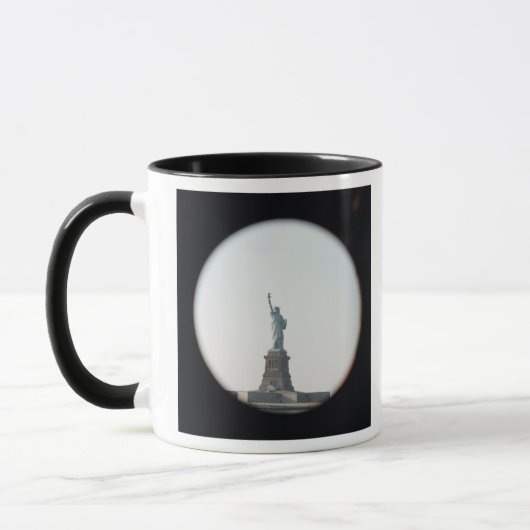 Freiheitsstatue, 1886 tasse (Links)