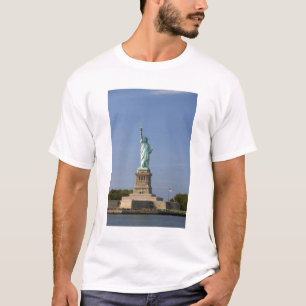 Freiheitsstatue auf Liberty Island in New T-Shirt