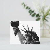 Freiheitsstatue Black & White Feiertagspostkarte (Stehend Vorderseite)