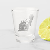 Freiheitsstatue Black & White Schnapsglas (Rückseite)