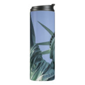 Freiheitsstatue individuelle Name stolpern Thermosbecher (Nach links gedreht)