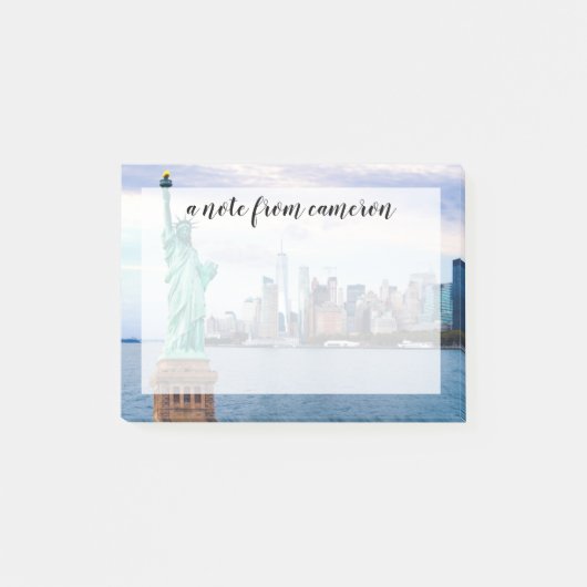 Freiheitsstatue mit dem World Trade Center Post-it Klebezettel (Vorderseite)