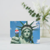 Freiheitsstatue mit Wahlaufkleber Postkarte (Stehend Vorderseite)