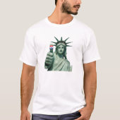 Freiheitsstatue mit Wahlaufkleber T-Shirt (Vorderseite)