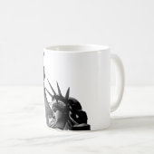 Freiheitsstatue Schwarz & Weiß Kaffeetasse (VorderseiteRechts)