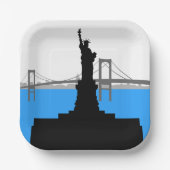 Freiheitsstatue Silhouette New York Skyline Pappteller (Vorderseite)