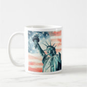 Freiheitsstatue unter amerikanischer Flagge Kaffeetasse (Links)