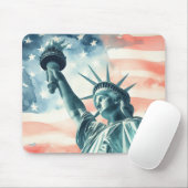 Freiheitsstatue unter amerikanischer Flagge Mousepad (Mit Mouse)