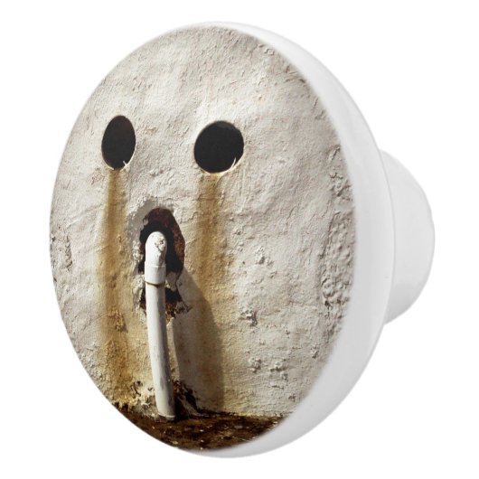 Freiliegende Wasserleitung Keramikknauf (Rechts)