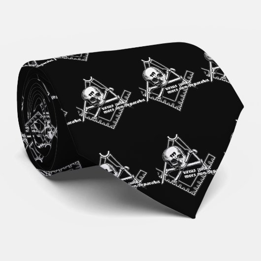 FreimaurerKrawatte Krawatte (Gerollt)