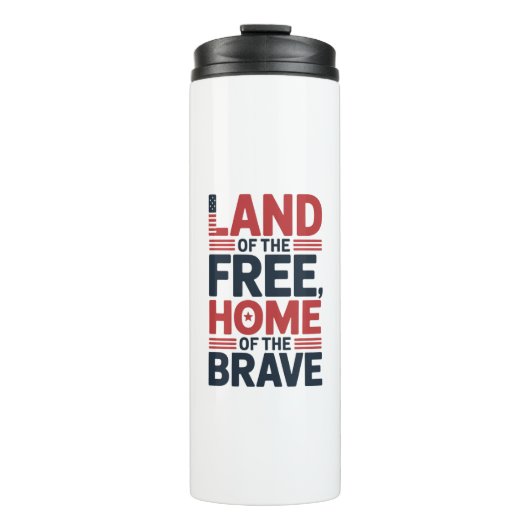 Freistaat | Zuhause des Brave USA Shirt Thermosbecher (Vorderseite)