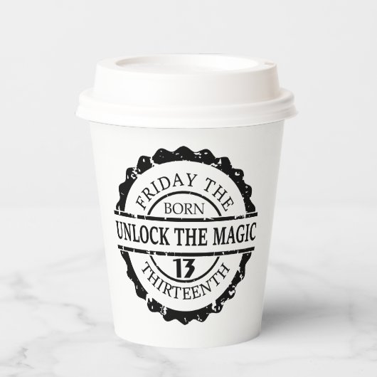 Freitag, 13. pappbecher (Vorderseite)
