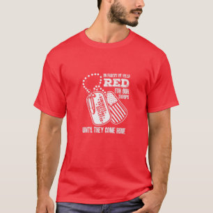 Freitags tragen wir einen Red American Flag Chain T-Shirt