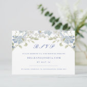 French Blue Florals Wedding RSVP Card Einladung (Stehend Vorderseite)