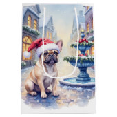 French Bulldog Snowy Town Fountain Santa Christmas Mittlere Geschenktüte (Rückseite)