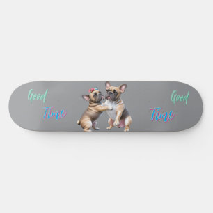 French Bulldog verliebt Valentinstag Skateboard