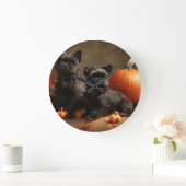 French Bulldog Welpe Autumn Delight Pumpen Große Wanduhr (Zuhause)