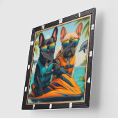 French Bulldogs Jet Ski Fun Quadratische Wanduhr (Winkel)