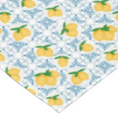 French Country Lemon Blue Floral Tile Pattern Tischdecke (Schrägansicht)