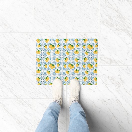 French Country Lemon Blue Tile Pattern Fußmatte (Indoor)
