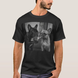 Frenchie Buddies rauchen Zigaretten T-Shirt