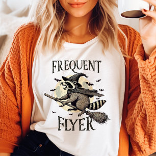 Frequent Flyer Vintage Waschbär Halloween T-Shirt