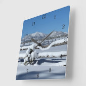 Fresh Snow Scene Northern Arizona mit Zahlen Quadratische Wanduhr (Winkel)