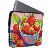 Fresh Strawberry Bowl Laptopschutzhülle (Vorne Rechts)