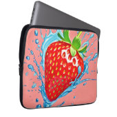 Fresh Strawberry Burst Laptopschutzhülle (Vorne Rechts)